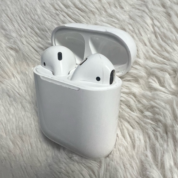 Apple Airpods (2nd Generation) With Turquoise Case - Picture 9 of 10